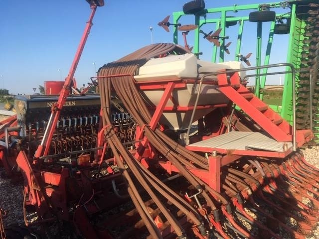 Doublet-Record DB 4M M/ACCON LUFT - Sembradora: foto 3 Doublet-Record DB 4M M/ACCON LUFT - Sembradora: foto 3