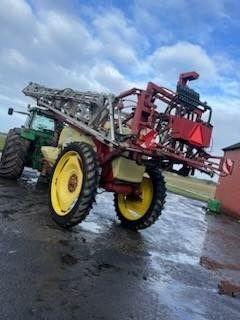 Hardi COMMANDER 4200L - Pulverizador arrastrado: foto 3 Hardi COMMANDER 4200L - Pulverizador arrastrado: foto 3