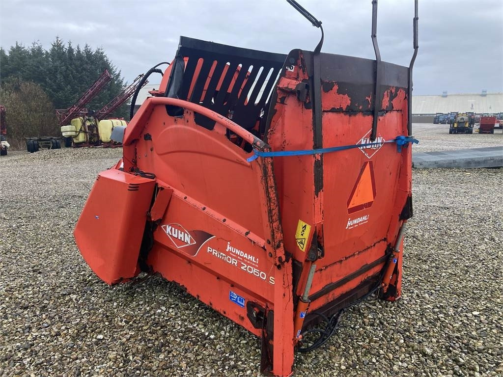 Kuhn PRIMOR 2060S halmstrøer - Maquinaria ganadera: foto 4 Kuhn PRIMOR 2060S halmstrøer - Maquinaria ganadera: foto 4