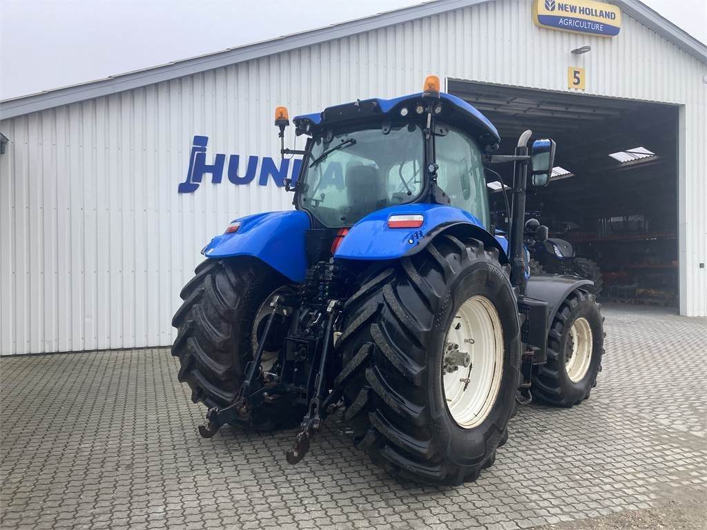 New Holland T7.270AC MY 15 - Tractor: foto 2 New Holland T7.270AC MY 15 - Tractor: foto 2