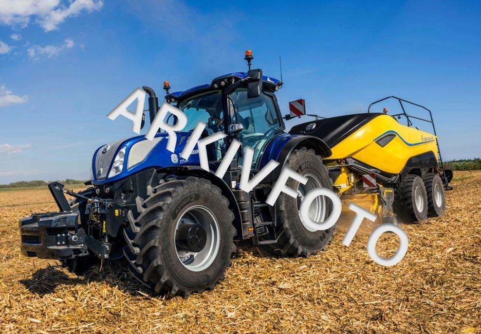New Holland T7.300 AC NEWG - Tractor: foto 1 New Holland T7.300 AC NEWG - Tractor: foto 1