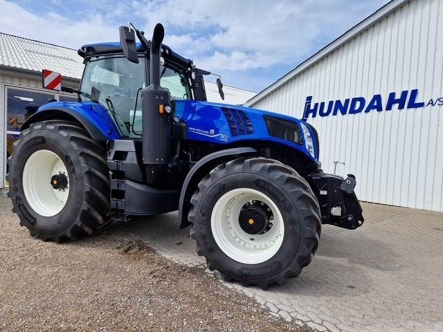 New Holland T8.435 PLMI UC ST. V - Tractor: foto 3 New Holland T8.435 PLMI UC ST. V - Tractor: foto 3