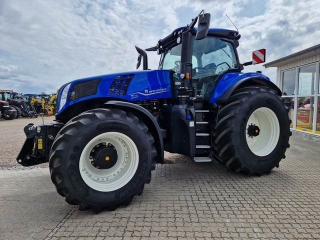 New Holland T8.435 PLMI UC ST. V - Tractor: foto 1 New Holland T8.435 PLMI UC ST. V - Tractor: foto 1