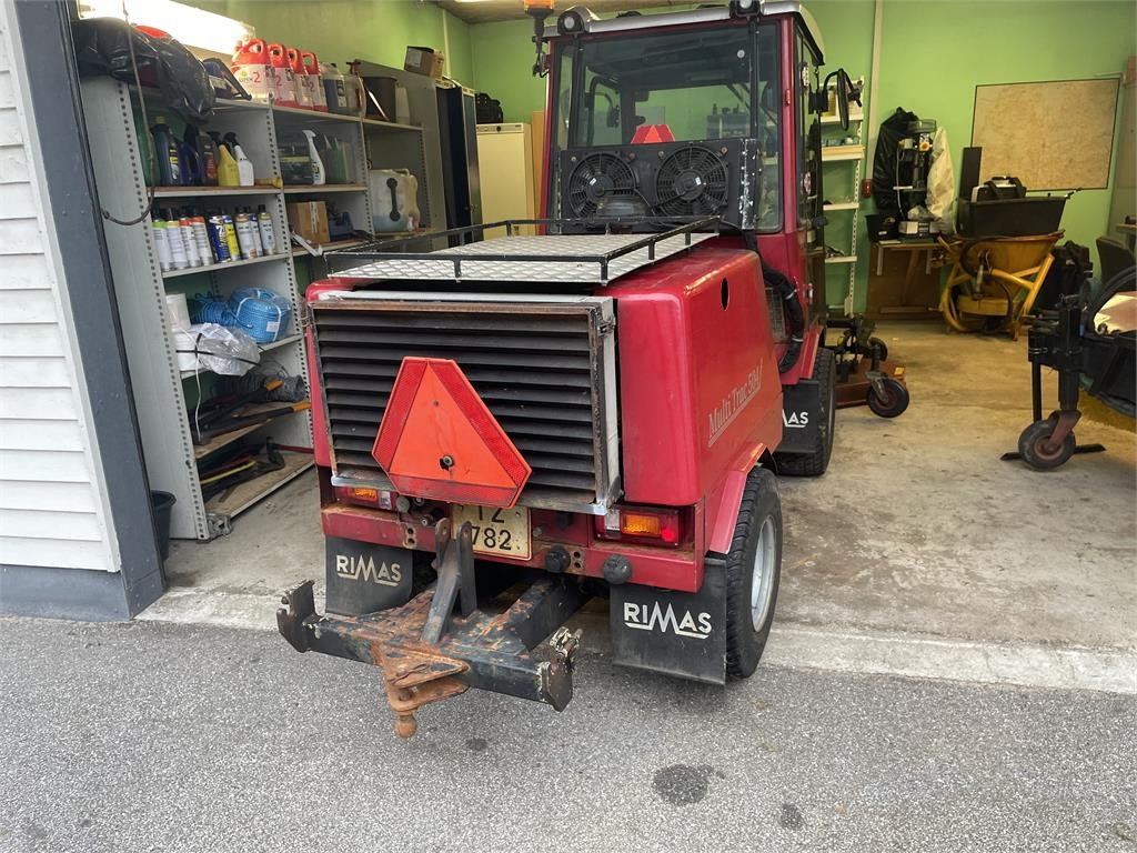Rimas MULTI-TRAC 504 - Tractor municipal: foto 4 Rimas MULTI-TRAC 504 - Tractor municipal: foto 4