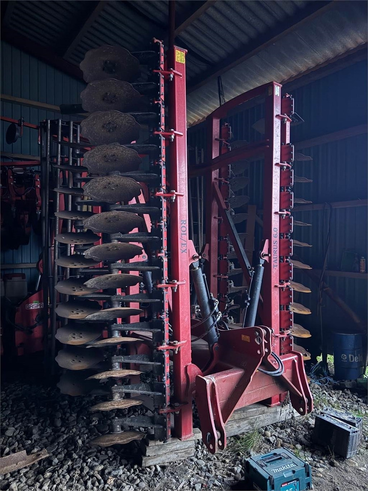 Rol-Ex TAURUS 6.0  - Rastras: foto 2 Rol-Ex TAURUS 6.0  - Rastras: foto 2