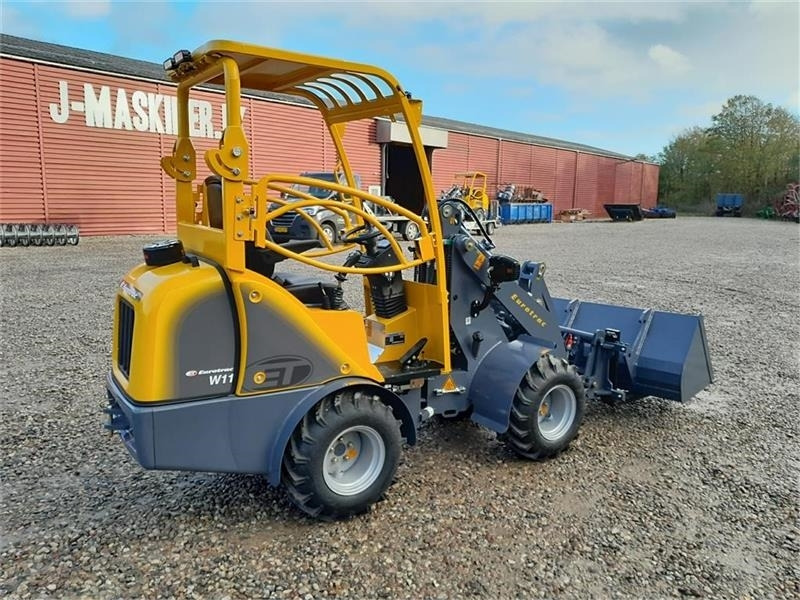 Eurotrac W11 Mellem arm - Cargadora articulada: foto 5 Eurotrac W11 Mellem arm - Cargadora articulada: foto 5