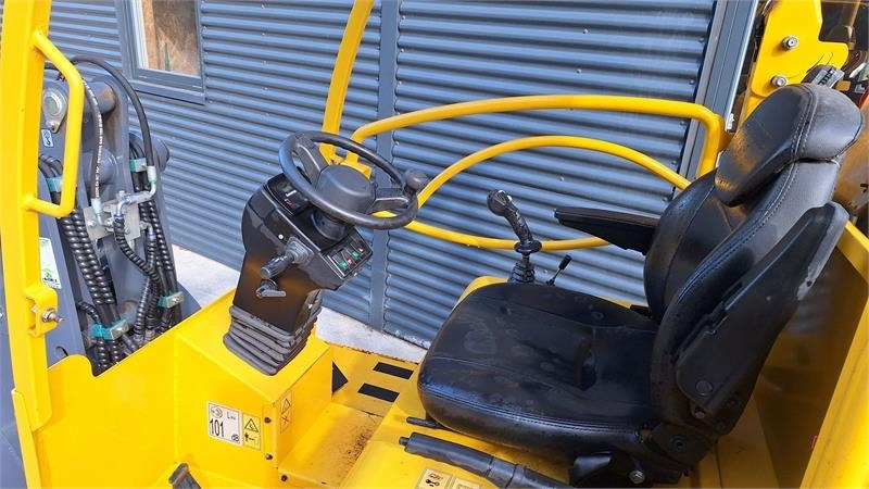 Eurotrac W12 - Cargadora articulada: foto 5 Eurotrac W12 - Cargadora articulada: foto 5