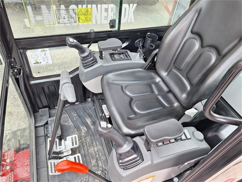 Miniexcavadora Mole M20 MED TILT: foto 13