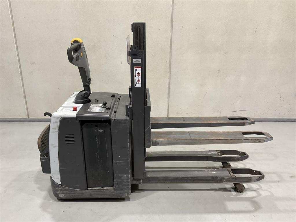 Atlet PBP200THP167 - Apilador: foto 1 Atlet PBP200THP167 - Apilador: foto 1