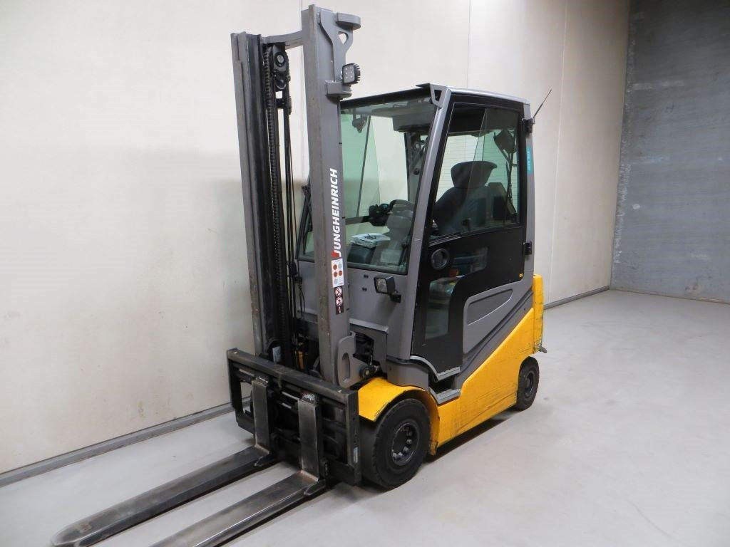 Jungheinrich EFG 425K - Carretilla elevadora eléctrica: foto 3 Jungheinrich EFG 425K - Carretilla elevadora eléctrica: foto 3