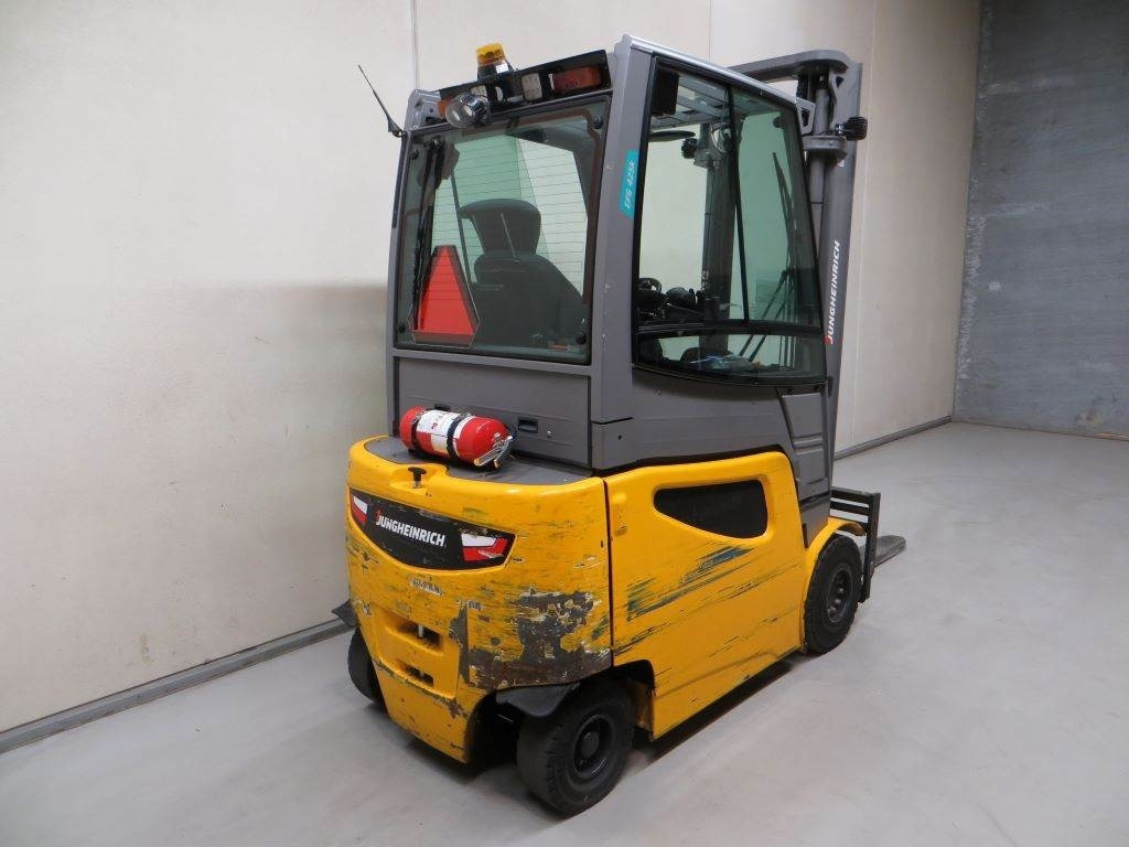 Jungheinrich EFG 425K - Carretilla elevadora eléctrica: foto 4 Jungheinrich EFG 425K - Carretilla elevadora eléctrica: foto 4