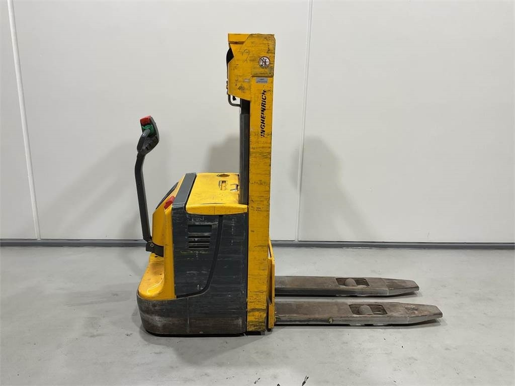 Jungheinrich EJC12 - Apilador: foto 1 Jungheinrich EJC12 - Apilador: foto 1