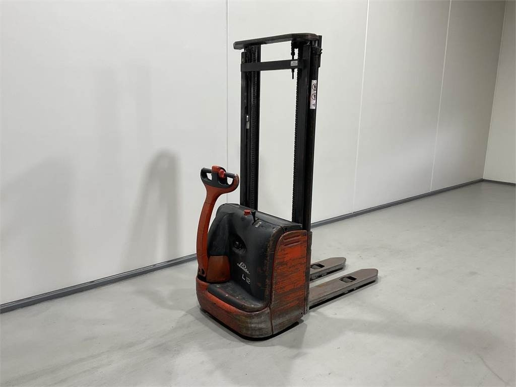 Linde L12 - Apilador: foto 2 Linde L12 - Apilador: foto 2