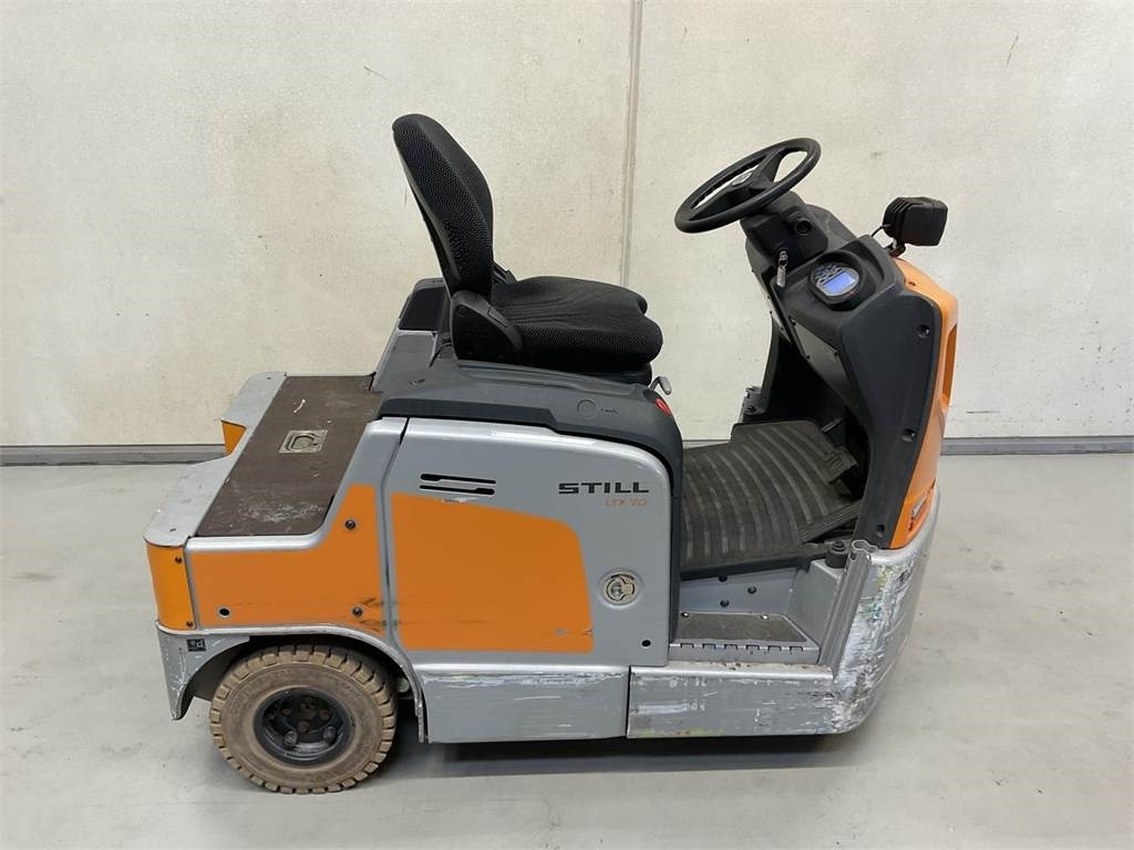 Still LXT70  - Tractor industrial: foto 1 Still LXT70  - Tractor industrial: foto 1