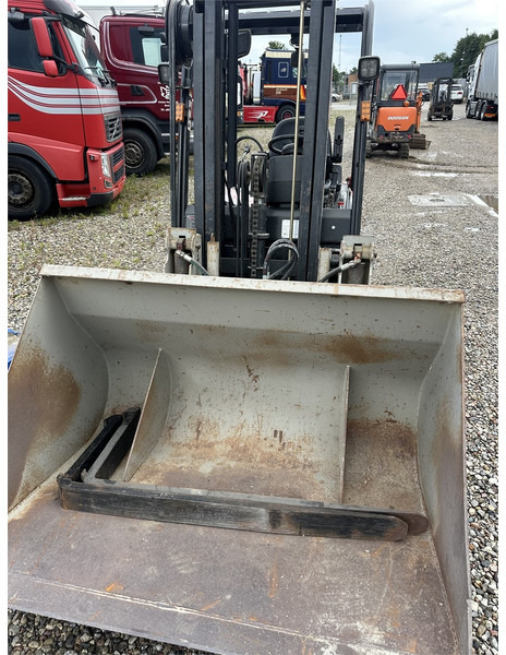 NP A18 truck with shovel and forks - Carretilla elevadora eléctrica: foto 4 NP A18 truck with shovel and forks - Carretilla elevadora eléctrica: foto 4