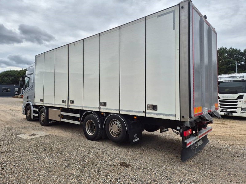 Scania R 500 8x2 //Rampe// Underboring - Camión caja cerrada: foto 4 Scania R 500 8x2 //Rampe// Underboring - Camión caja cerrada: foto 4