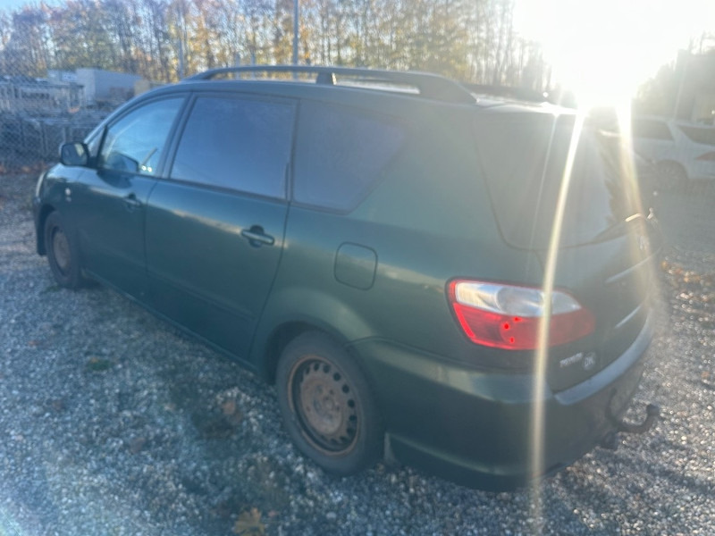 Toyota Avensis Verso 2.0D Sportsvan - Furgoneta caja cerrada: foto 5 Toyota Avensis Verso 2.0D Sportsvan - Furgoneta caja cerrada: foto 5