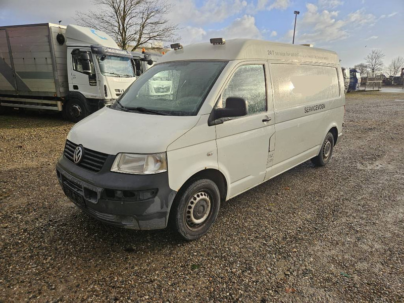 Volkswagen Transporter 1,9 TDi 102 hp - Furgoneta caja cerrada: foto 1 Volkswagen Transporter 1,9 TDi 102 hp - Furgoneta caja cerrada: foto 1