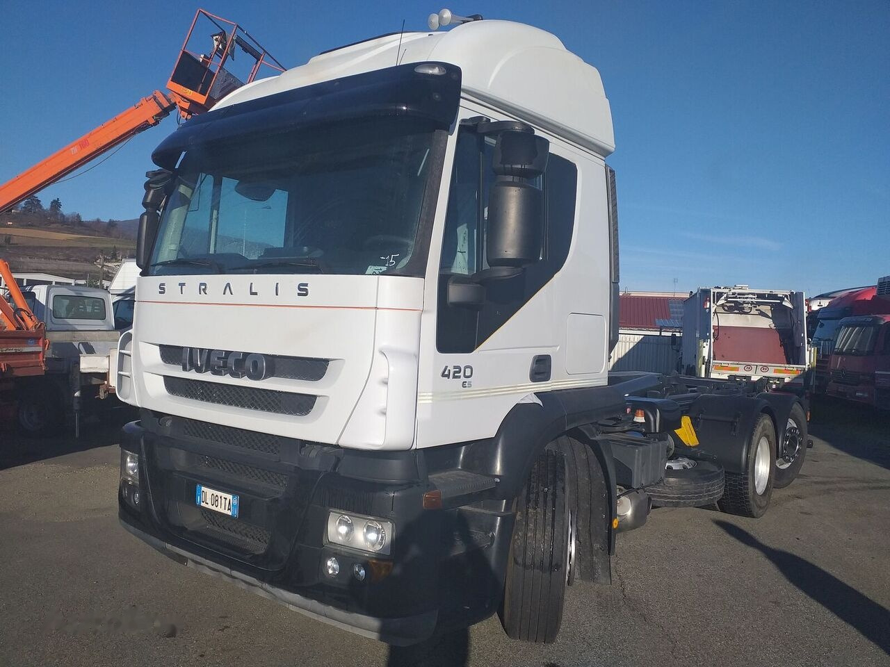 IVECO STRALIS AT260S42Y/PS - Camión multibasculante: foto 1 IVECO STRALIS AT260S42Y/PS - Camión multibasculante: foto 1