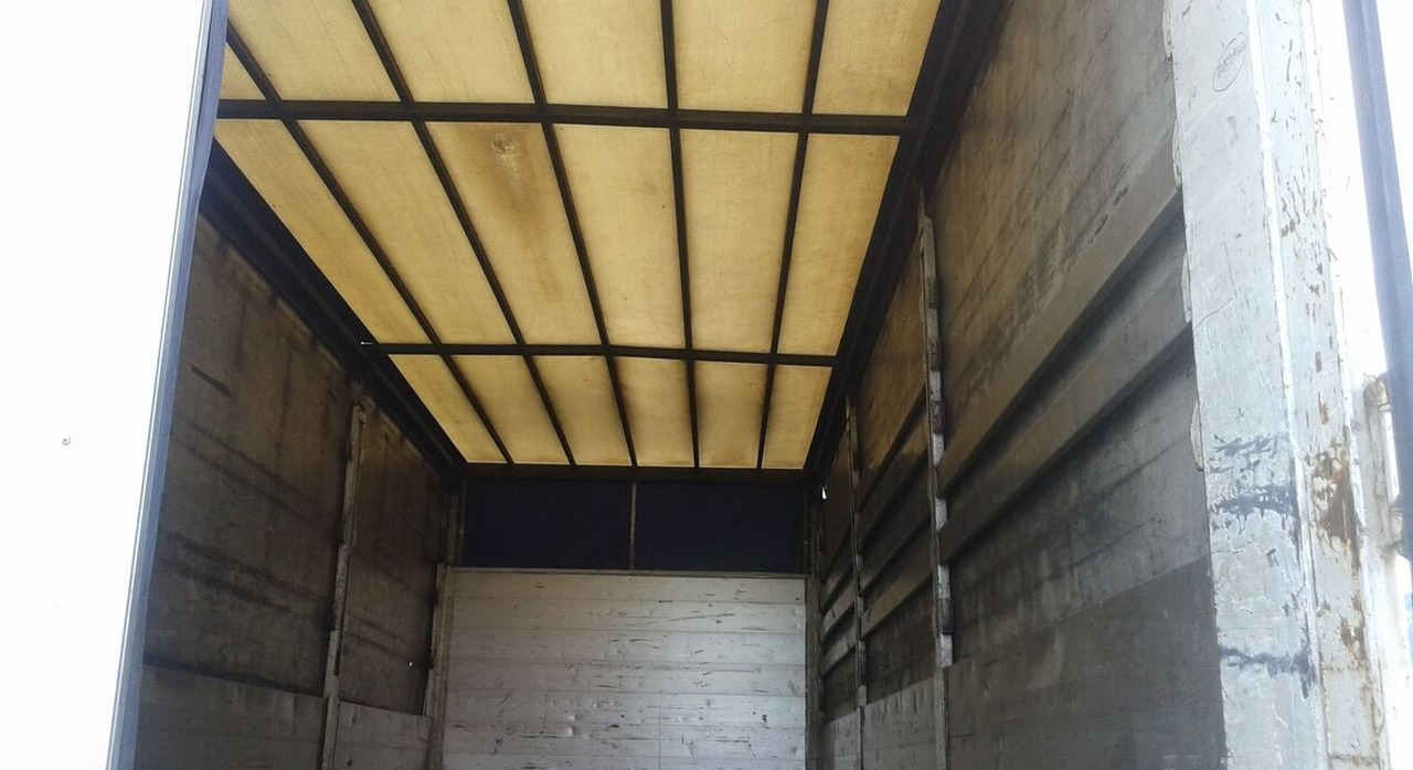 Renault PREMIUM 420 DCI - Camión lona: foto 4 Renault PREMIUM 420 DCI - Camión lona: foto 4