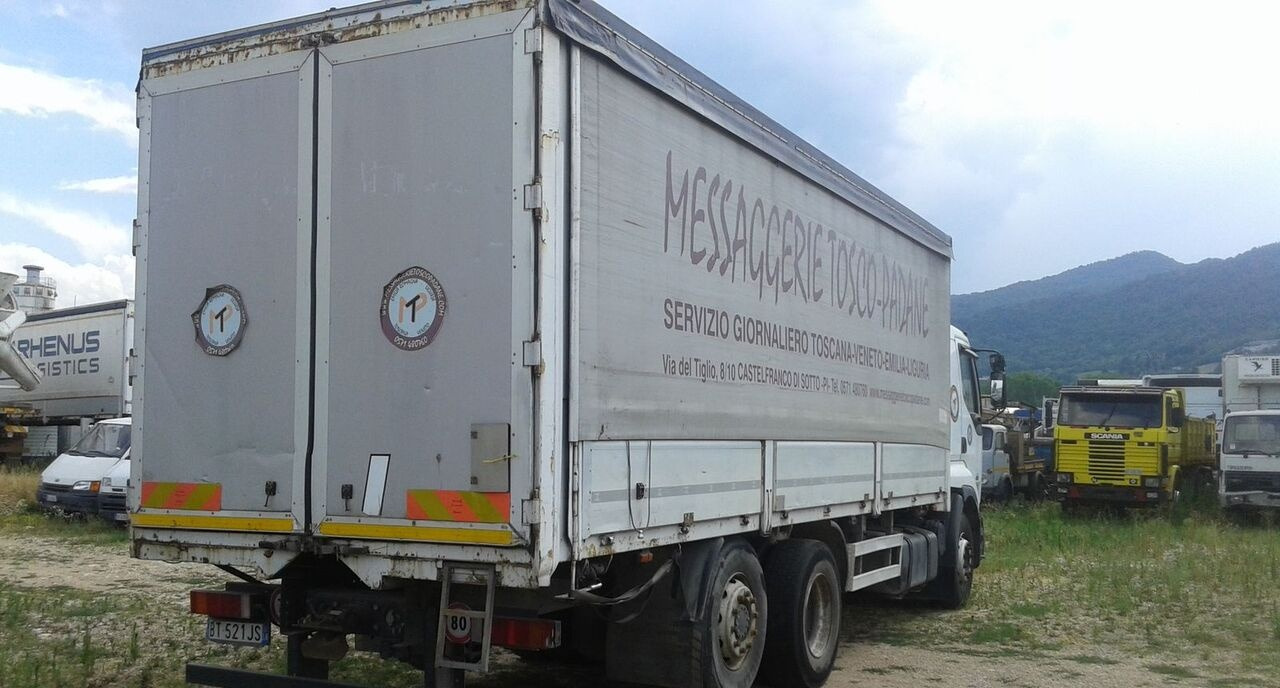 Renault PREMIUM 420 DCI - Camión lona: foto 2 Renault PREMIUM 420 DCI - Camión lona: foto 2