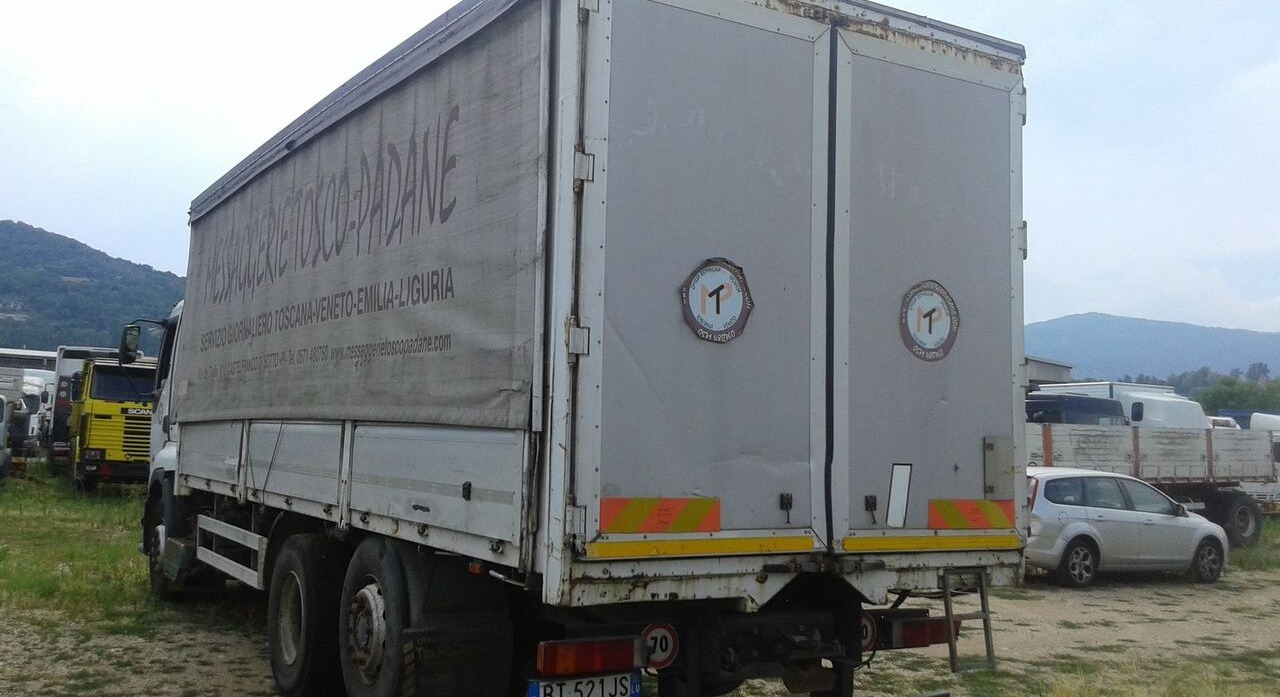 Renault PREMIUM 420 DCI - Camión lona: foto 3 Renault PREMIUM 420 DCI - Camión lona: foto 3