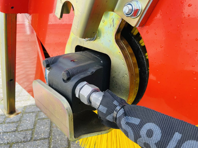 Barredora vial nuevo ADLER K750-270 Veegmachine: foto 12