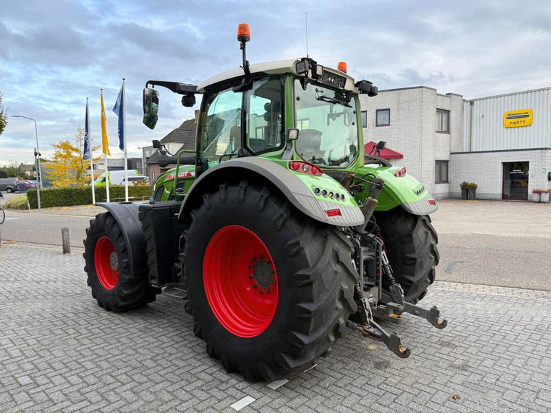 Fendt 724 Vario Gen 6 Profi Plus - Tractor: foto 2 Fendt 724 Vario Gen 6 Profi Plus - Tractor: foto 2
