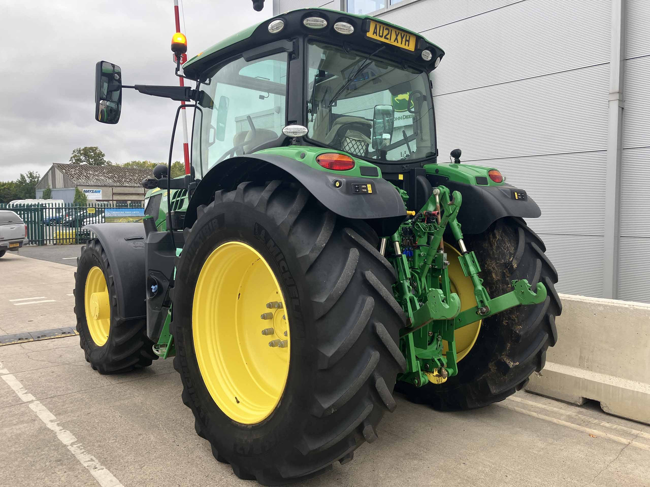 John Deere 6155R - Tractor: foto 3 John Deere 6155R - Tractor: foto 3
