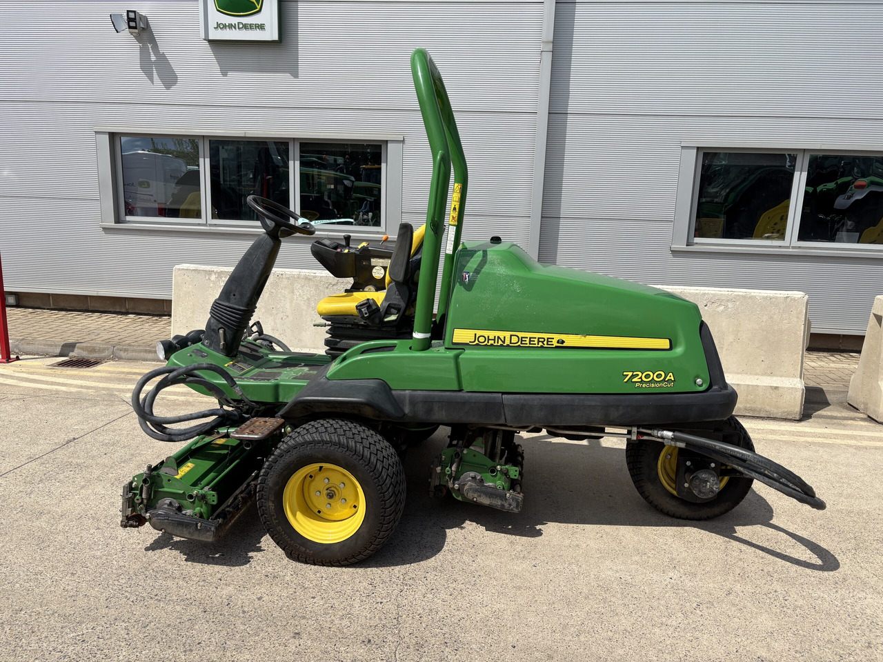 John Deere 7200A Triple Mower - Cortacésped: foto 1 John Deere 7200A Triple Mower - Cortacésped: foto 1