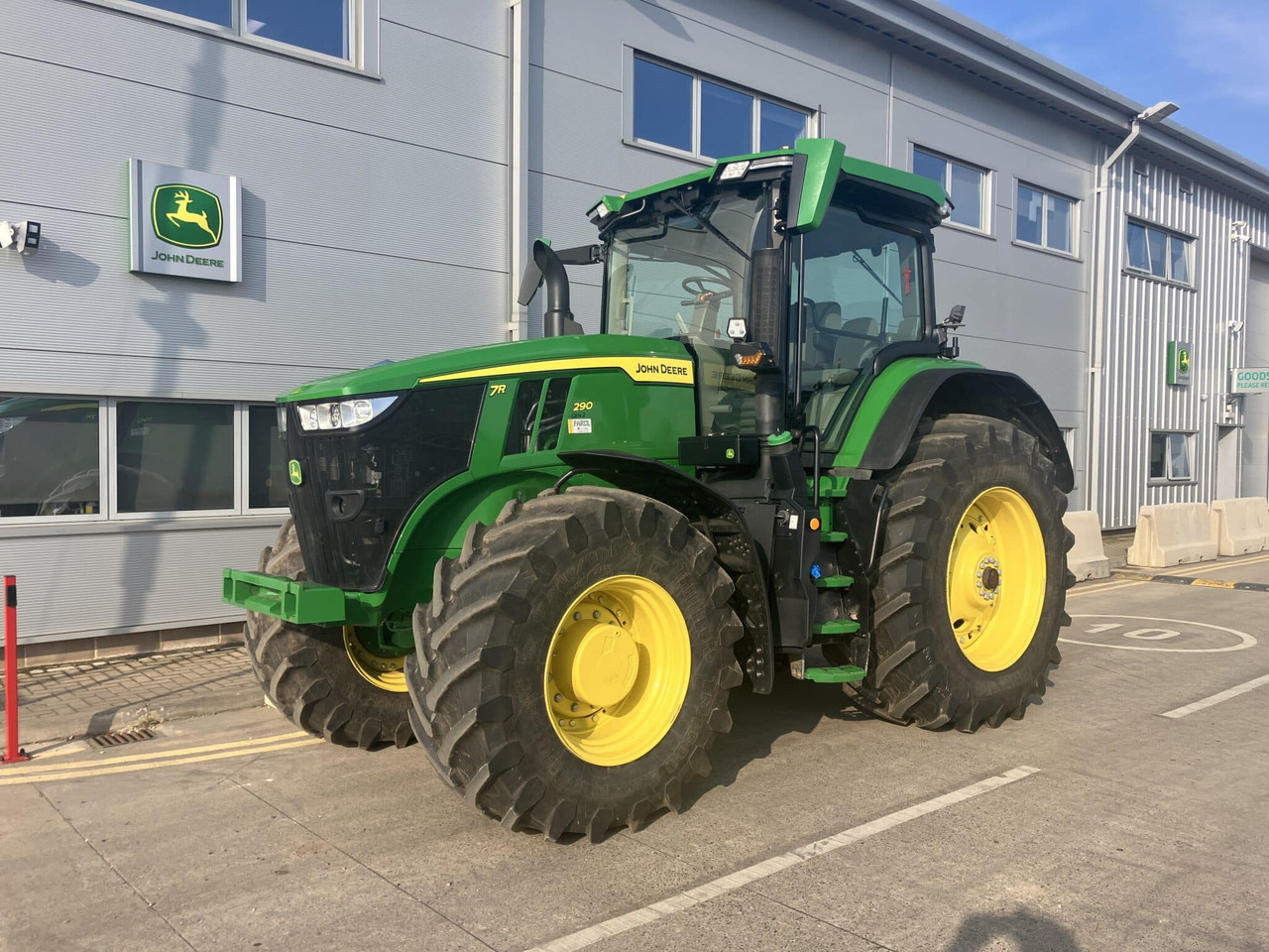John Deere 7R 290 - Tractor: foto 1 John Deere 7R 290 - Tractor: foto 1