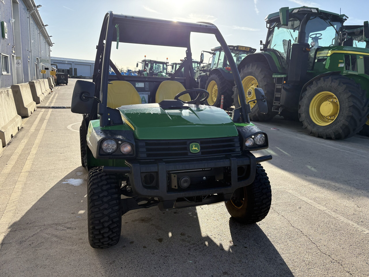 John Deere XUV855M Gator - Cuadrimoto: foto 2 John Deere XUV855M Gator - Cuadrimoto: foto 2