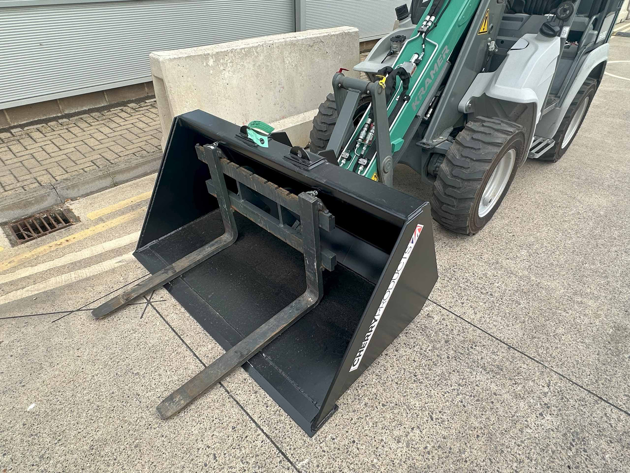 Kramer KL14.5 - Manipulador telescópico: foto 4 Kramer KL14.5 - Manipulador telescópico: foto 4