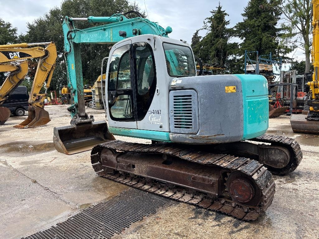 Kobelco SK 135  - Excavadora de cadenas: foto 2 Kobelco SK 135  - Excavadora de cadenas: foto 2