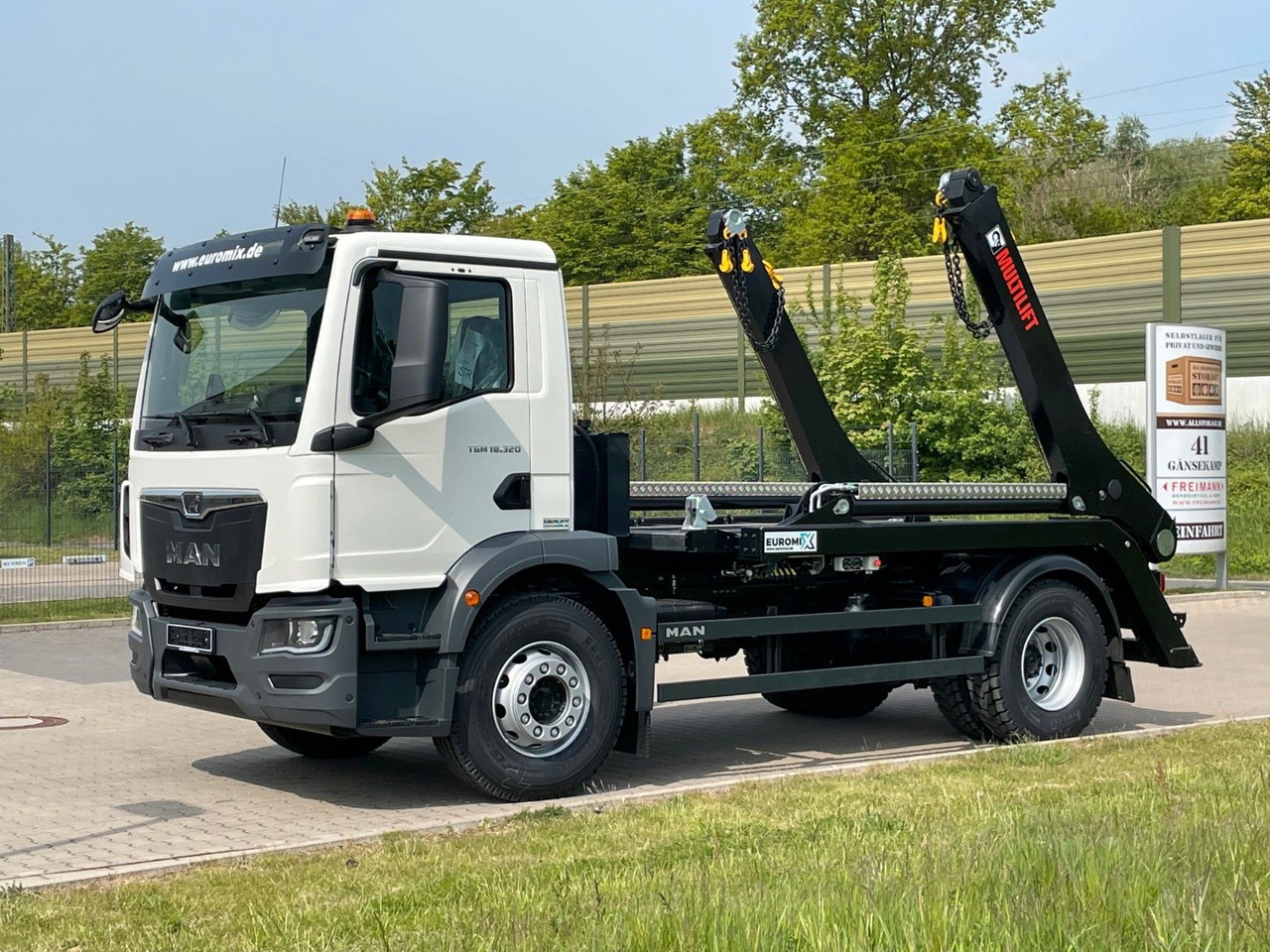 MAN TGM 18.320 4x2 Euro 6e Hiab Multilift Futura 12 - Camión volquete, Camión grúa: foto 2 MAN TGM 18.320 4x2 Euro 6e Hiab Multilift Futura 12 - Camión volquete, Camión grúa: foto 2