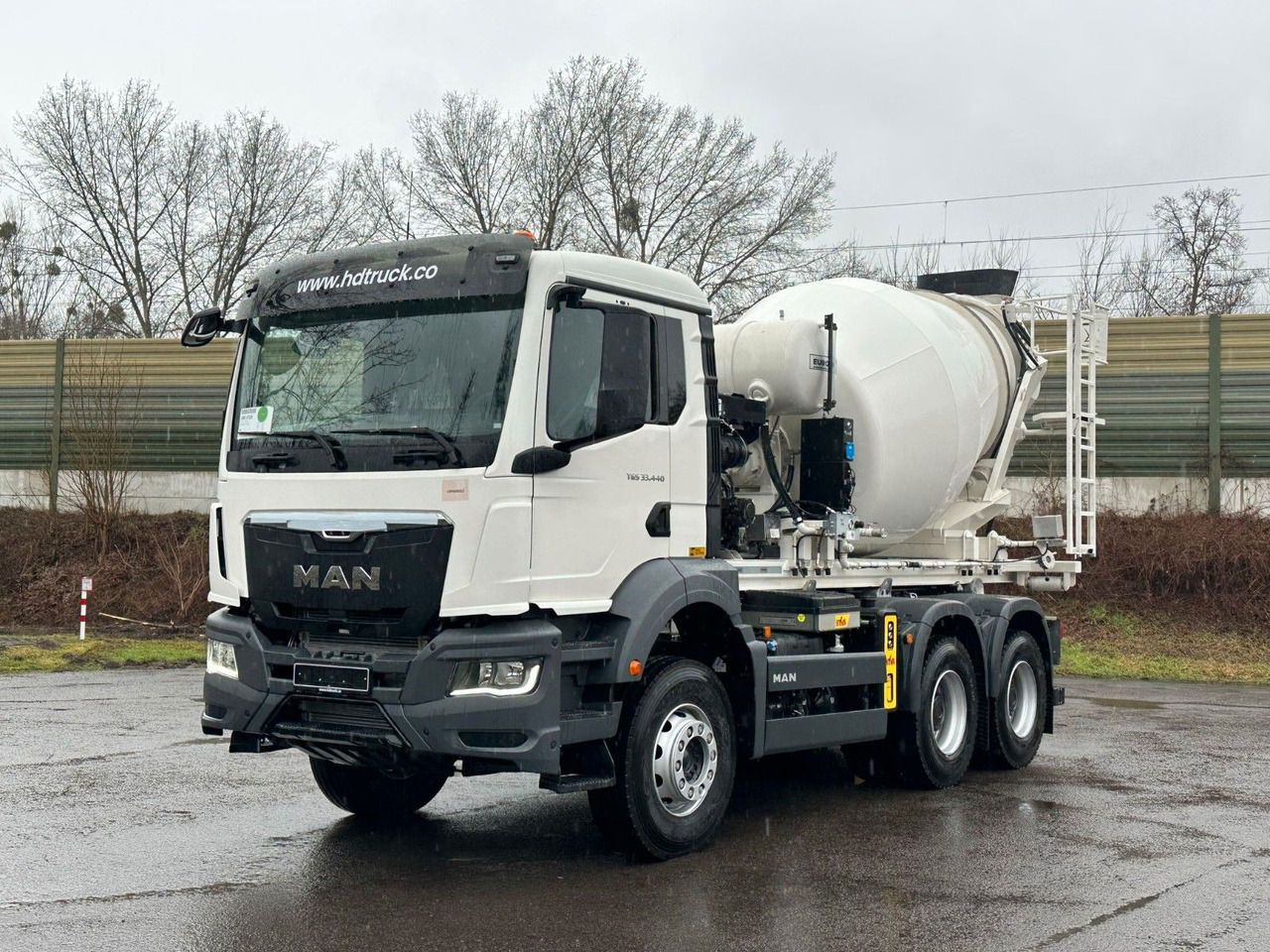 MAN TGS 33.440 6x4 Euro6e Abroller + Fahrmischer - Camión multibasculante, Camión grúa: foto 2 MAN TGS 33.440 6x4 Euro6e Abroller + Fahrmischer - Camión multibasculante, Camión grúa: foto 2