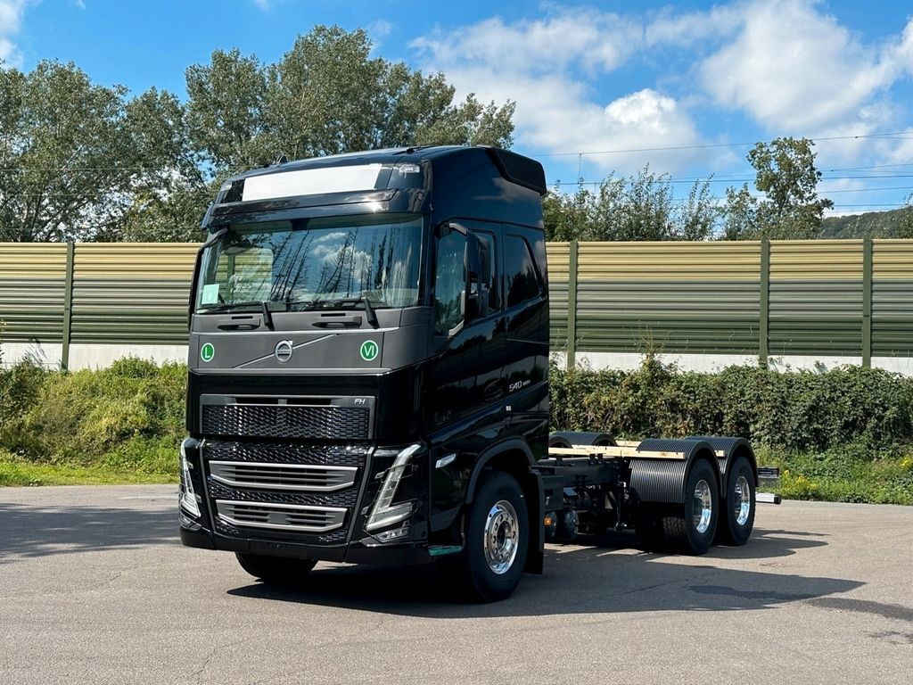 Volvo FH 540 6x4 - Camión chasis: foto 1 Volvo FH 540 6x4 - Camión chasis: foto 1