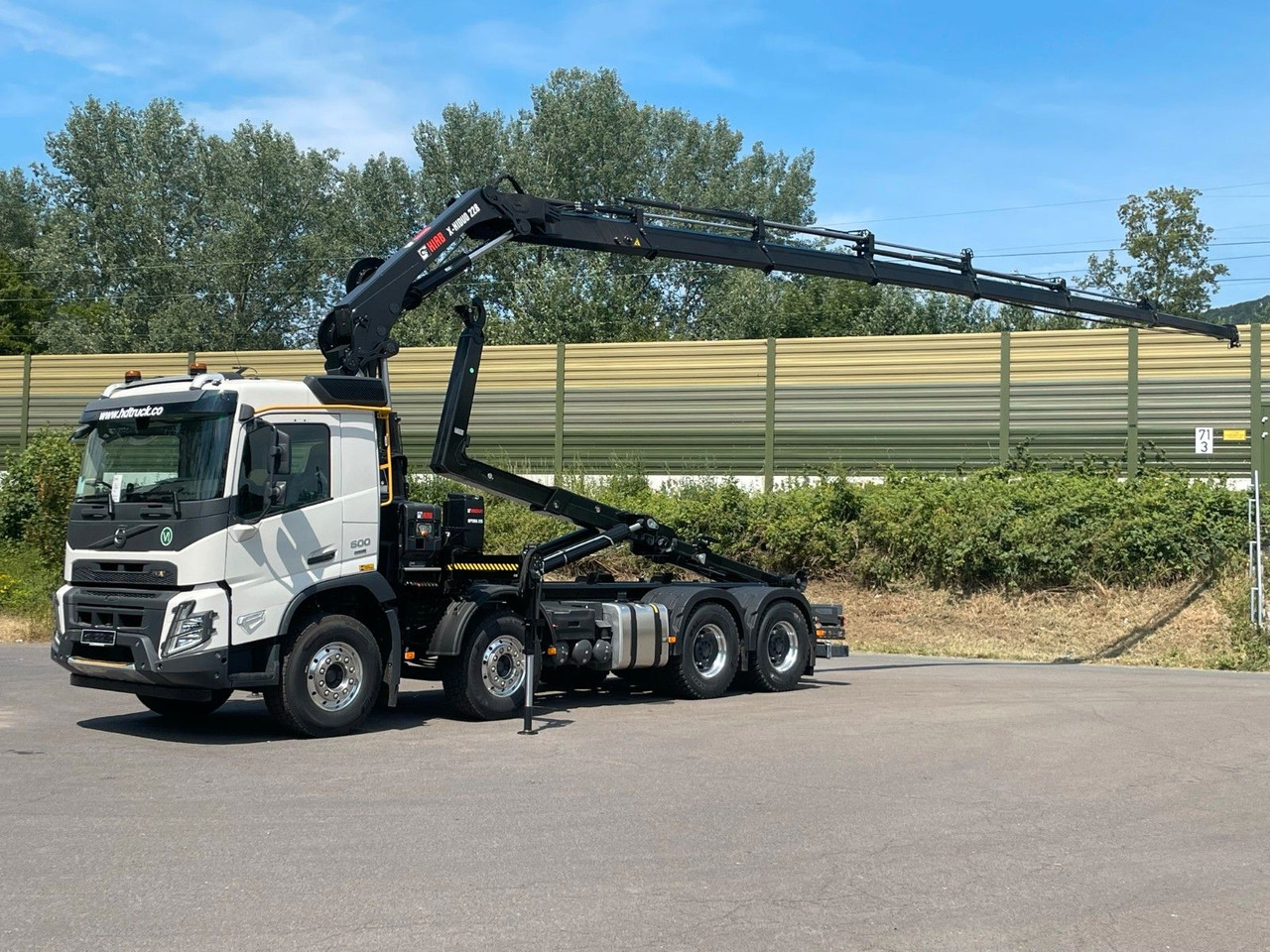 Volvo FMX 500 8x4 Abrollkipper + Kran Hiab 228-6 - Camión multibasculante, Camión grúa: foto 1 Volvo FMX 500 8x4 Abrollkipper + Kran Hiab 228-6 - Camión multibasculante, Camión grúa: foto 1