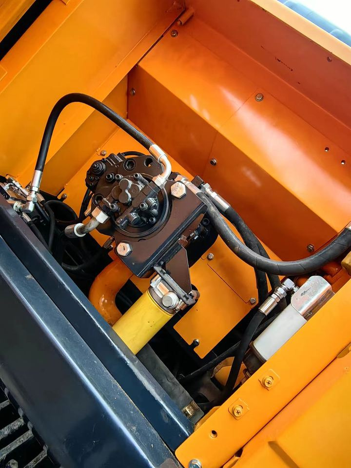 HYUNDAI 220-9 S - Excavadora de cadenas: foto 3 HYUNDAI 220-9 S - Excavadora de cadenas: foto 3