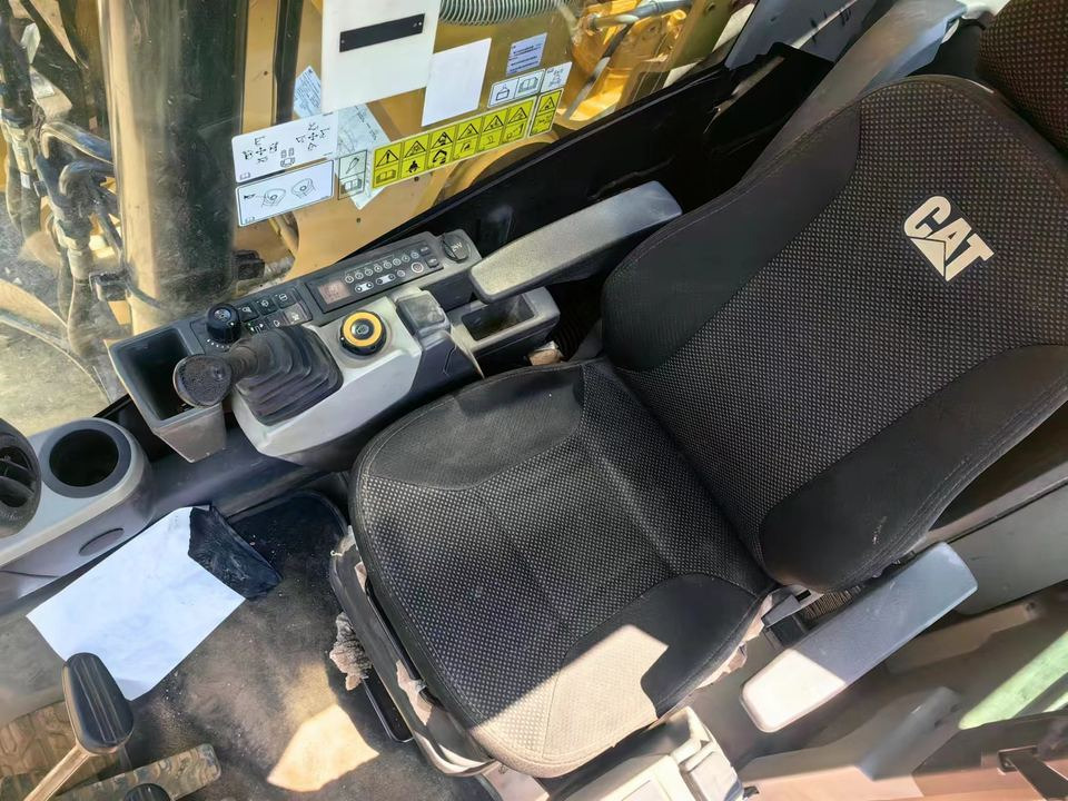 Hot Selling Used CAT 320GC Excavator Heavy Equipment with 20 Tons Capacity Hydraulic Engine Motor and Pump Core Components - Excavadora de cadenas: foto 5 Hot Selling Used CAT 320GC Excavator Heavy Equipment with 20 Tons Capacity Hydraulic Engine Motor and Pump Core Components - Excavadora de cadenas: foto 5