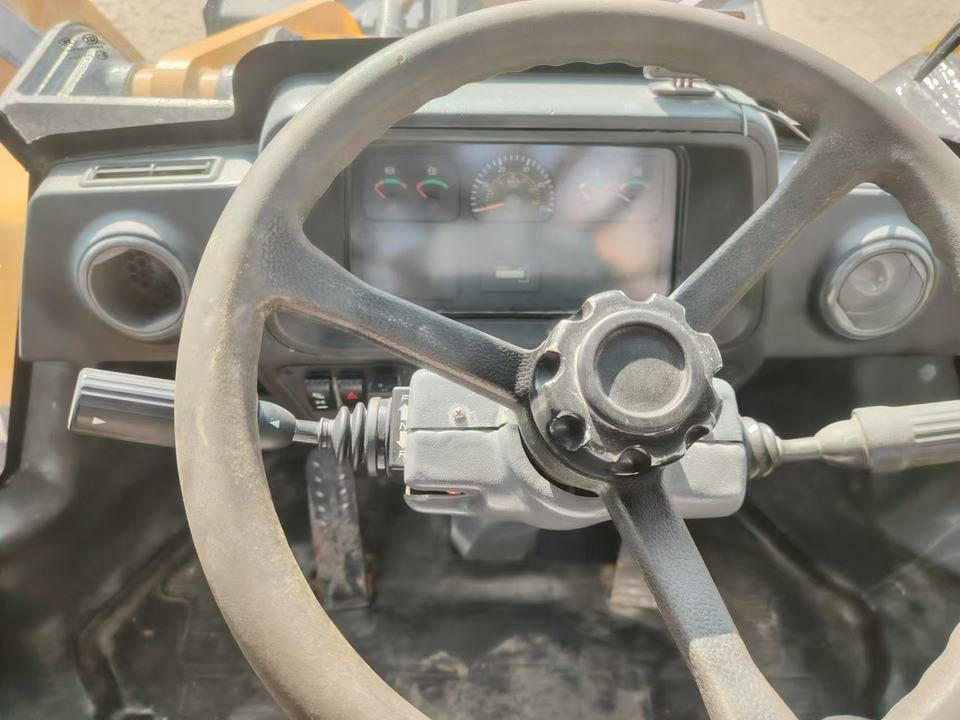 LiuGong LG 870H Hot Selling Good Condition Low Price China Used Loader Used Construction Equipment Second-hand - Cargadora de ruedas: foto 4 LiuGong LG 870H Hot Selling Good Condition Low Price China Used Loader Used Construction Equipment Second-hand - Cargadora de ruedas: foto 4