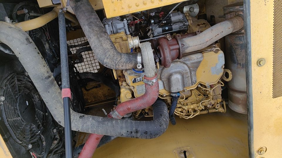 Original Good Sale USED Excavator Cat CAT 320 GC 20 Ton Excavator Crawler Excavator for Caterpillar - Excavadora de cadenas: foto 4 Original Good Sale USED Excavator Cat CAT 320 GC 20 Ton Excavator Crawler Excavator for Caterpillar - Excavadora de cadenas: foto 4