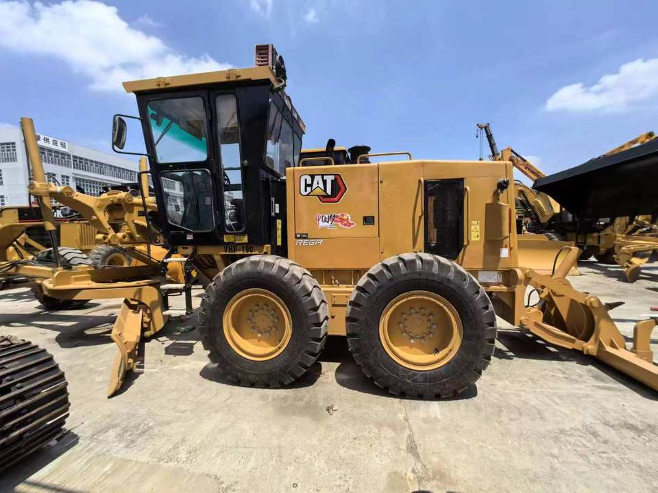 Second Hand Used Construction Machinery CAT 140K 15 Ton Grader for Sale 1000H From Shanghai Japanese Brand Good Condition - Grader: foto 3 Second Hand Used Construction Machinery CAT 140K 15 Ton Grader for Sale 1000H From Shanghai Japanese Brand Good Condition - Grader: foto 3