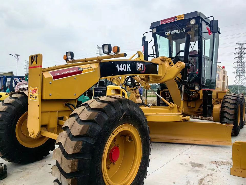 Used Caterpillar 140G/140H Motor Grader From Japan Popular Sale for Farms with Core Components Included Engine Gearbox Bearing - Grader: foto 3 Used Caterpillar 140G/140H Motor Grader From Japan Popular Sale for Farms with Core Components Included Engine Gearbox Bearing - Grader: foto 3