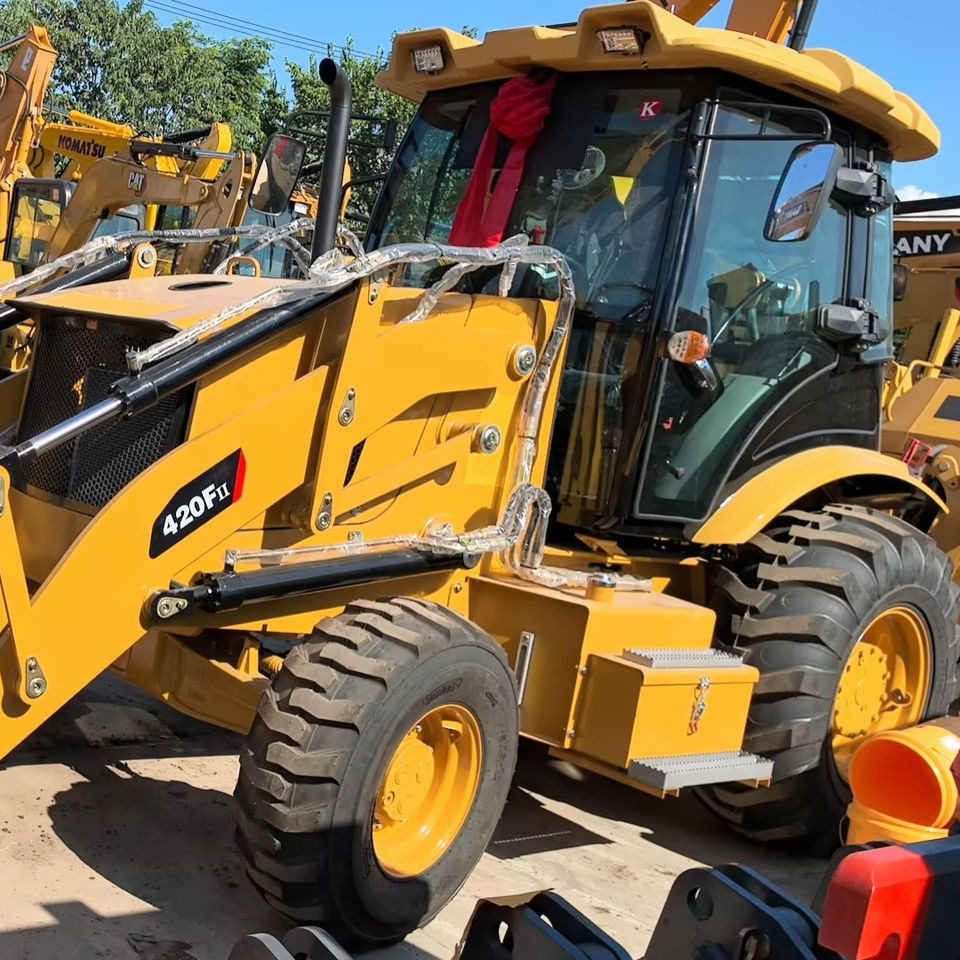 Used Caterpillar 2024 Year Low Hours 420f 420f2 420e 416e Secondhand Cat 420f with 20 Hours in Stock - Retroexcavadora: foto 1 Used Caterpillar 2024 Year Low Hours 420f 420f2 420e 416e Secondhand Cat 420f with 20 Hours in Stock - Retroexcavadora: foto 1