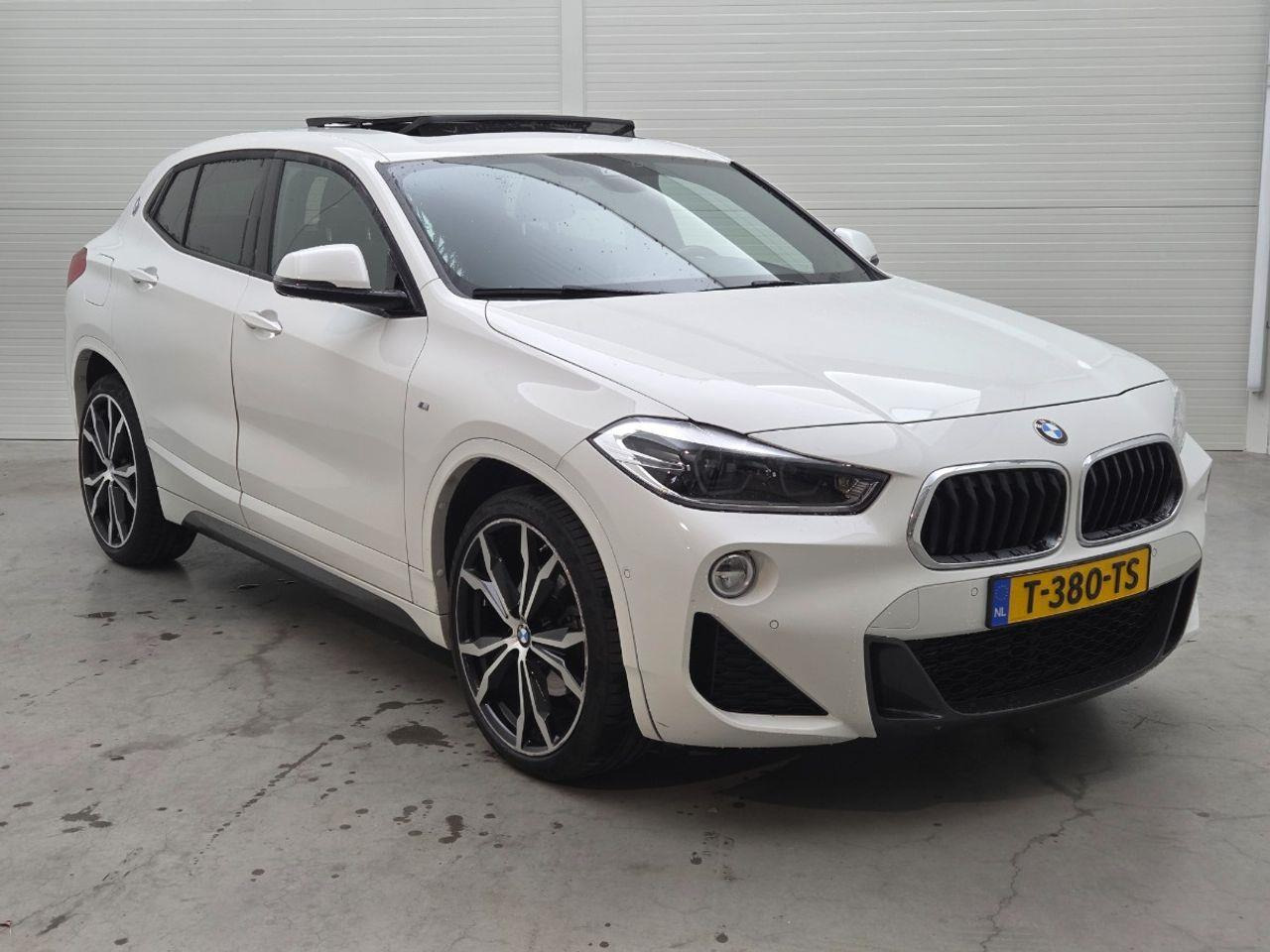 BMW X2 sDrive18i High Executive M-Sport | 2018 | 97.354 km | Automaat | T380TS | NAP: Geen oordeel - SUV/ Todoterreno: foto 2 BMW X2 sDrive18i High Executive M-Sport | 2018 | 97.354 km | Automaat | T380TS | NAP: Geen oordeel - SUV/ Todoterreno: foto 2