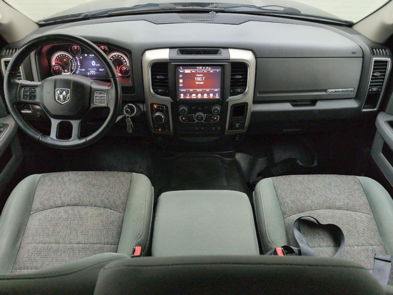 Dodge Ram 1500 5.7 V8 4x4 Regular Cab 8'0 | 2016 | 143.782 km | Automaat | VXL58P | NAP: Geen oordeel - Pick-up: foto 5 Dodge Ram 1500 5.7 V8 4x4 Regular Cab 8'0 | 2016 | 143.782 km | Automaat | VXL58P | NAP: Geen oordeel - Pick-up: foto 5