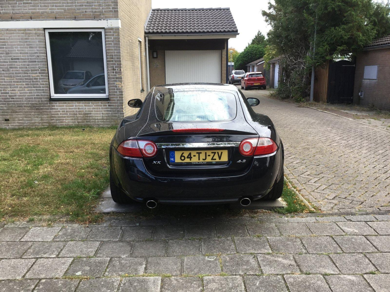 Jaguar | XK | 4.2 V8 Coupé Automaat | 2006 | 266.305 km | 64-TJ-ZV | Logisch - Coche: foto 4 Jaguar | XK | 4.2 V8 Coupé Automaat | 2006 | 266.305 km | 64-TJ-ZV | Logisch - Coche: foto 4