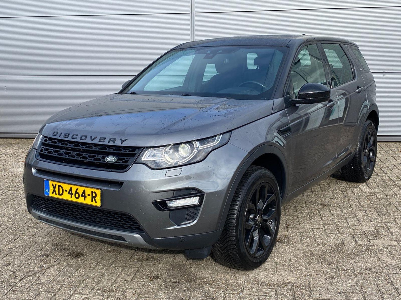 Land Rover Discovery Sport 2.0 TD4 Anniversary | 2019 | 142.310 km | Automaat | XD464R | NAP: Logisch - SUV/ Todoterreno: foto 1 Land Rover Discovery Sport 2.0 TD4 Anniversary | 2019 | 142.310 km | Automaat | XD464R | NAP: Logisch - SUV/ Todoterreno: foto 1