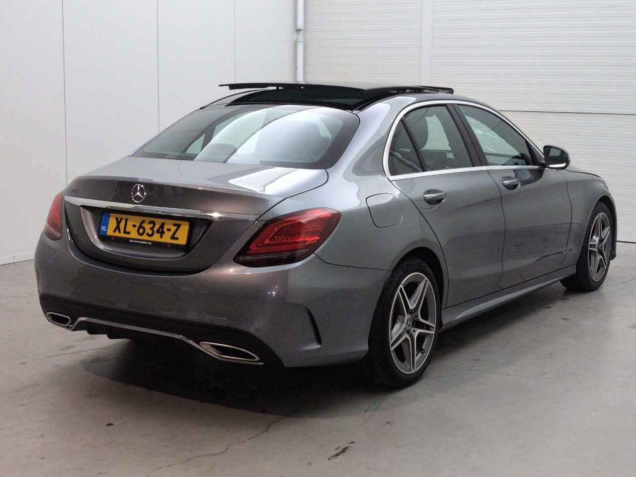 Mercedes-Benz C-klasse 180 Premium Pack | 2019 | 105.115 km | Automaat | XL634Z | NAP: Logisch - Berlina: foto 4 Mercedes-Benz C-klasse 180 Premium Pack | 2019 | 105.115 km | Automaat | XL634Z | NAP: Logisch - Berlina: foto 4